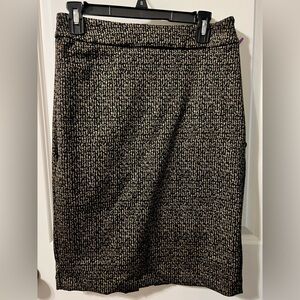 Halogen Pencil Skirt Small NWOT *Needs small seam repair on side* W 15” L 24”